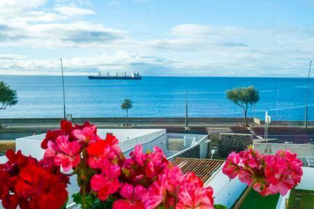 Consuls Ocean View Apartment Ponta Delgada  Bagian luar foto